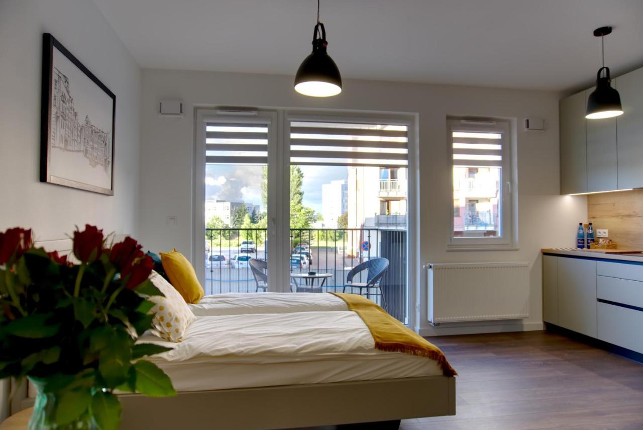 Essence Apartments Topaz Познань Екстер'єр фото